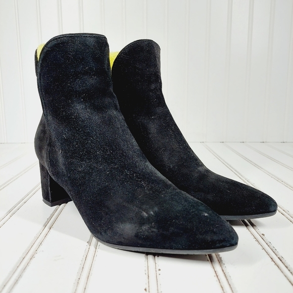 Aquatalia Black Suede Notched Block Heel Side Zip Ankle Boots M492 - Picture 4 of 12